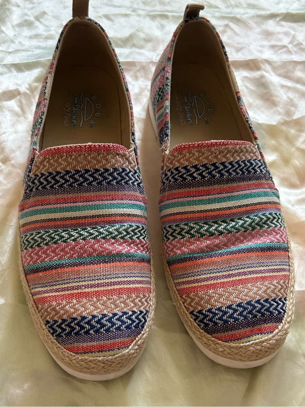 Cute BOBs by Skechers Multicolor Striped Espadrille Slip-Ons size 8.5